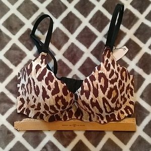Victoria's Secret Secret Embrace Push-up 32DD